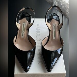 Manolo Blahnick Carolyne patent leather kitten heels